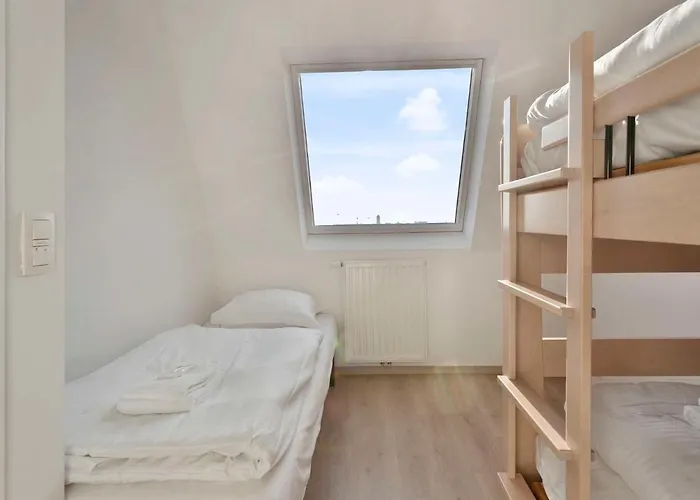 Apartamento L'esperance Sur By Interhome Bredene